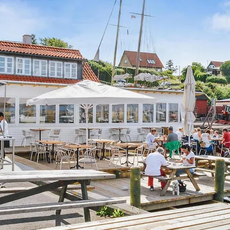 Semesterbostad Amazing In Sjaellands Odde Yderby